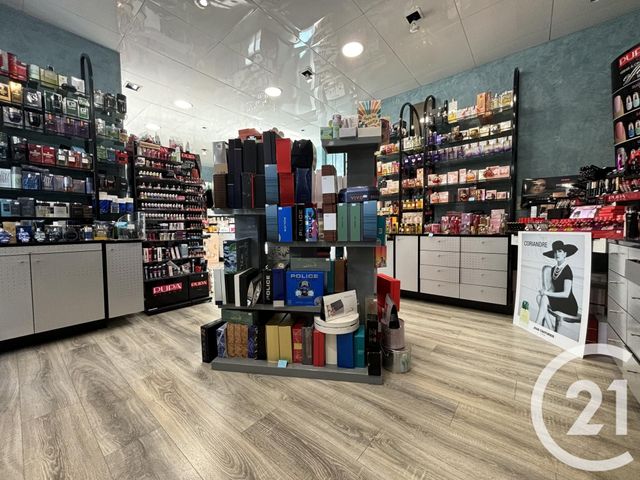 Afficher la photo en grand commerce à vendre - 57.0 m2 - MAULEON SOULE - 64 - AQUITAINE - Century 21 Belharra Xiberoa