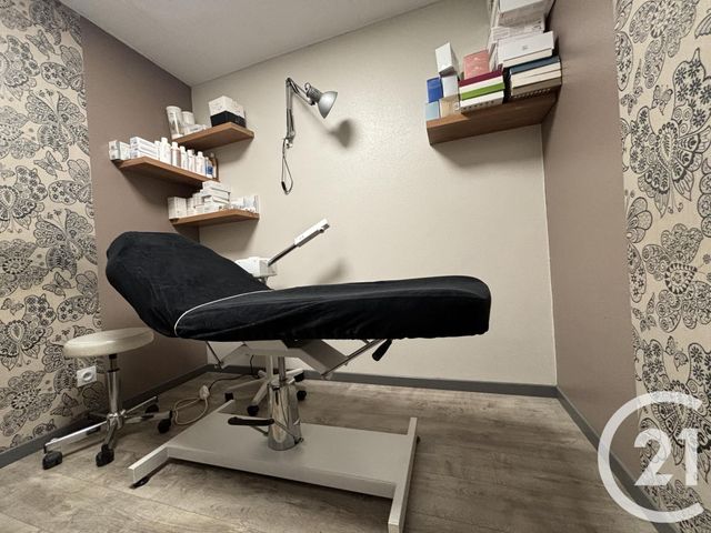 Afficher la photo en grand commerce à vendre - 57.0 m2 - MAULEON SOULE - 64 - AQUITAINE - Century 21 Belharra Xiberoa