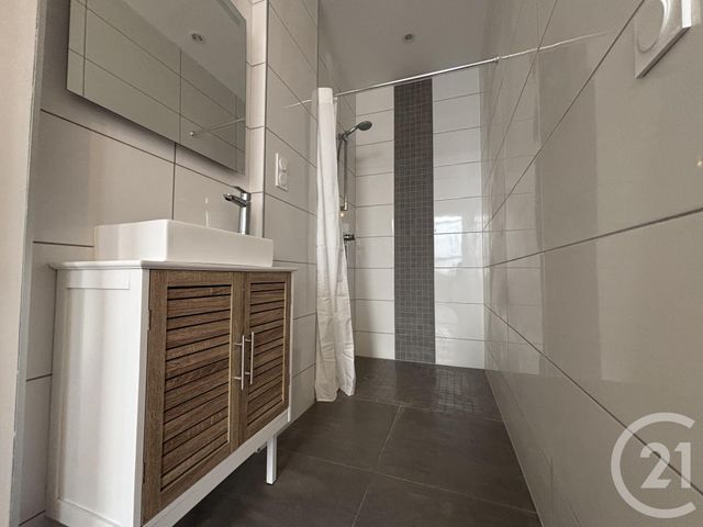 Appartement T4 à louer - 4 pièces - 100.0 m2 - TARDETS SORHOLUS - 64 - AQUITAINE - Century 21 Belharra Xiberoa