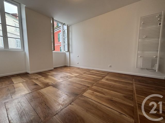 Appartement T4 à louer - 4 pièces - 100.0 m2 - TARDETS SORHOLUS - 64 - AQUITAINE - Century 21 Belharra Xiberoa