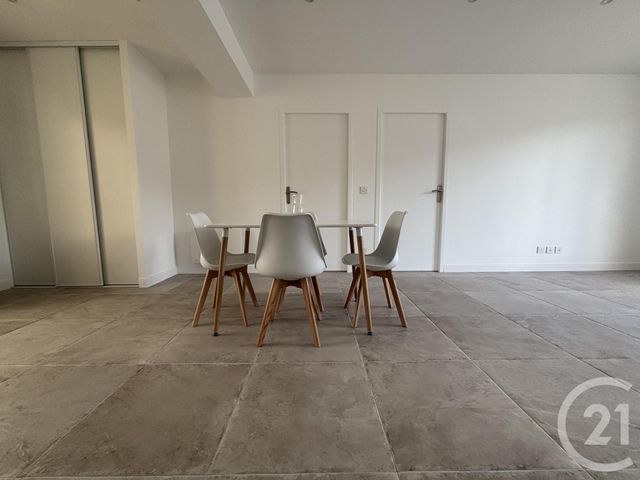 Appartement T3 à louer - 3 pièces - 53.02 m2 - MAULEON LICHARRE - 64 - AQUITAINE - Century 21 Belharra Xiberoa