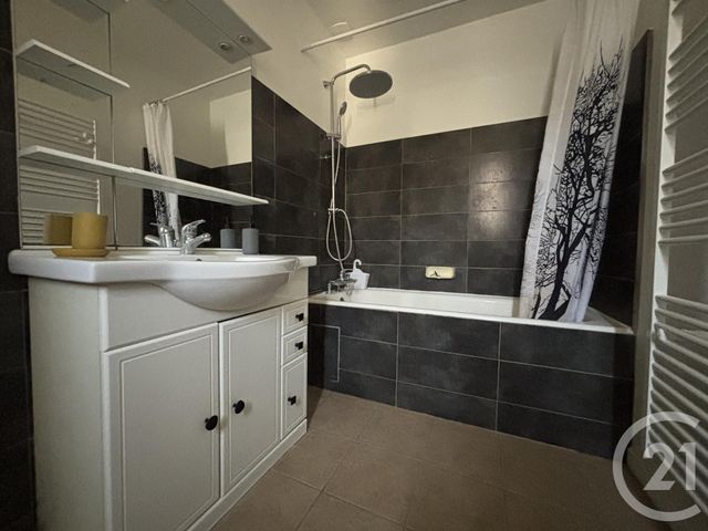 Appartement T3 à louer - 3 pièces - 80.0 m2 - MAULEON LICHARRE - 64 - AQUITAINE - Century 21 Belharra Xiberoa