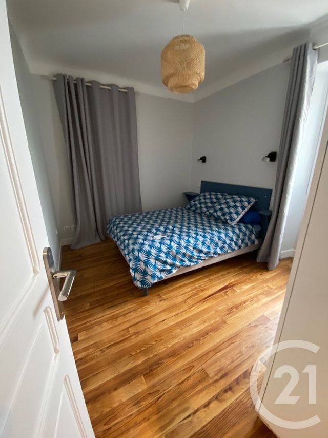 Appartement T3 à louer - 3 pièces - 59.68 m2 - ST PEE SUR NIVELLE - 64 - AQUITAINE - Century 21 Belharra Xiberoa